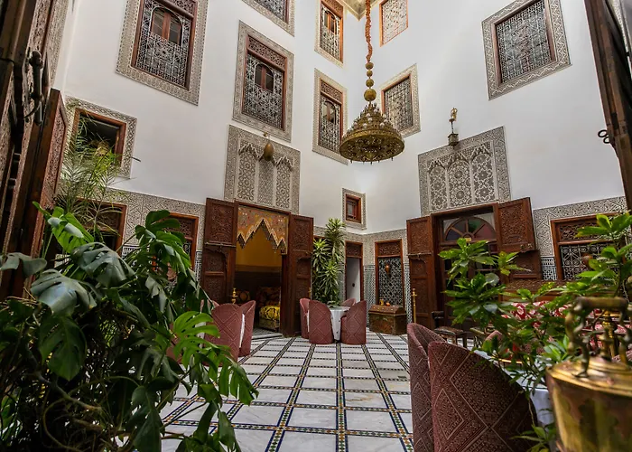Riad Dar Chrifa - Luxury Escape